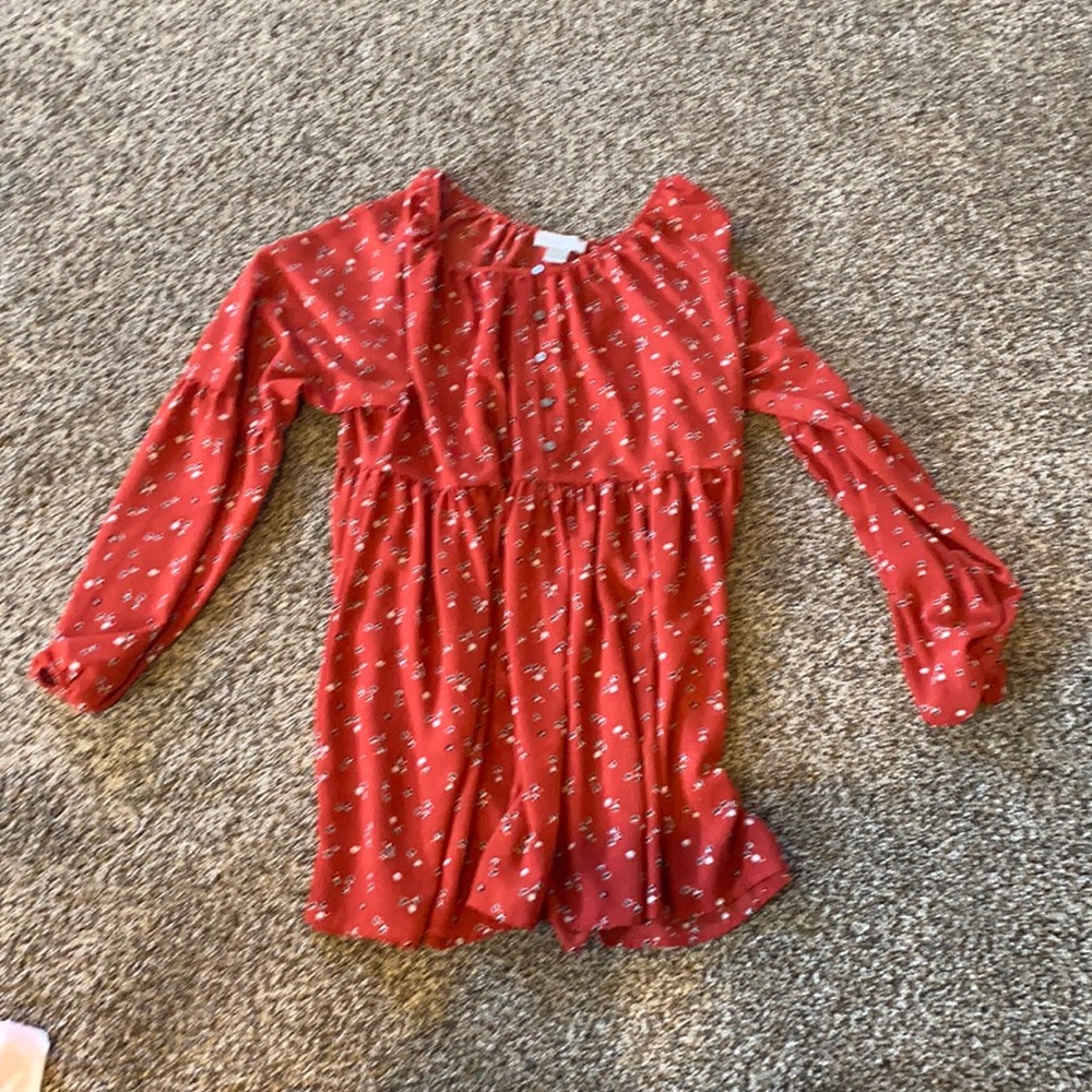 Flowy balloon sleeves